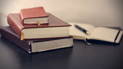 María Cobos - Administrativa